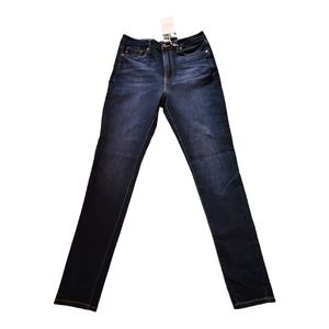 Curvy Fit Kancan Jeans